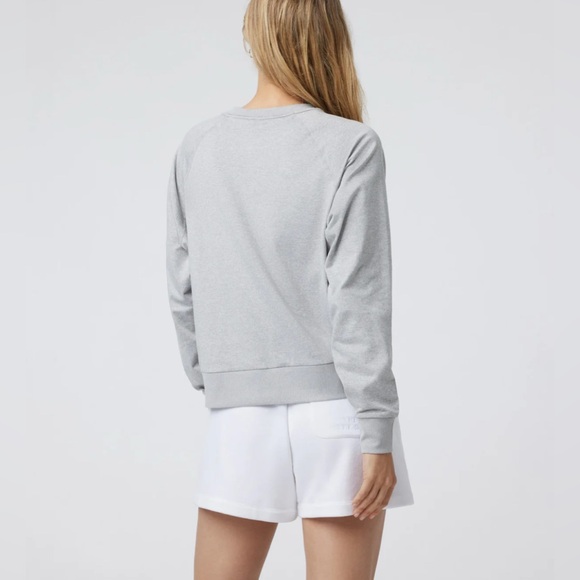 Vuori Gray Women's Top - Picture 2 of 8